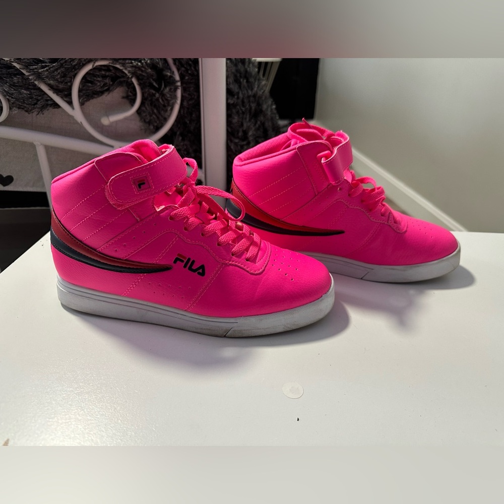 Women filas high tops